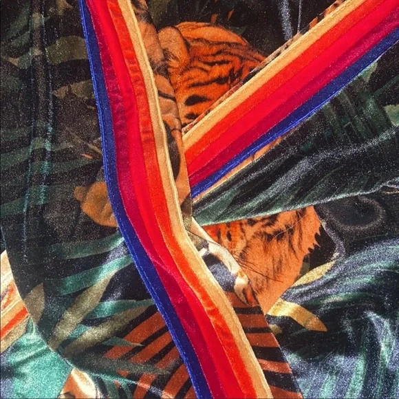 NWOT! Aviator Nation Unisex Jungle Classic Velvet Sweatshirt - Black Tiger - Picture 10 of 11